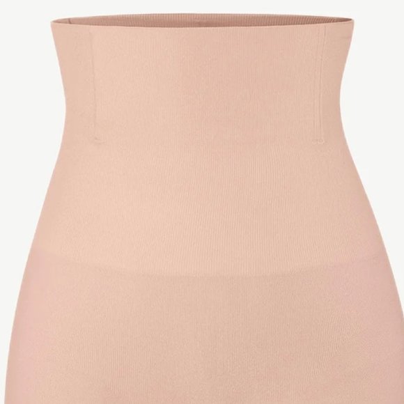 High Waist Shapewear Shorts - Picture 6 of 7